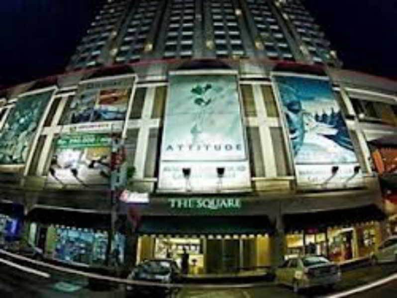 The Square Surabaya Hotel Экстерьер фото