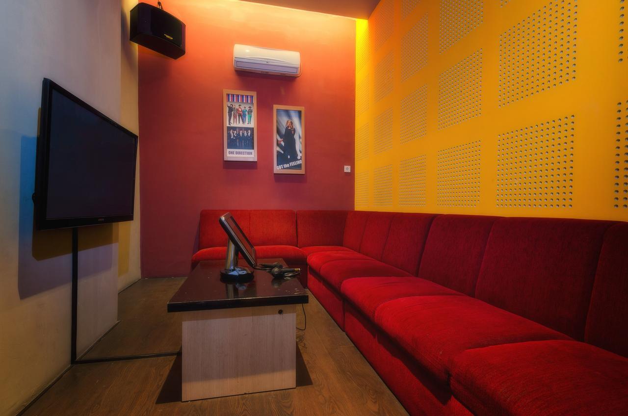 The Square Surabaya Hotel Экстерьер фото