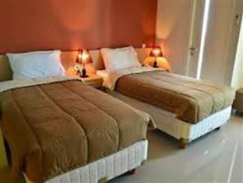 The Square Surabaya Hotel Экстерьер фото