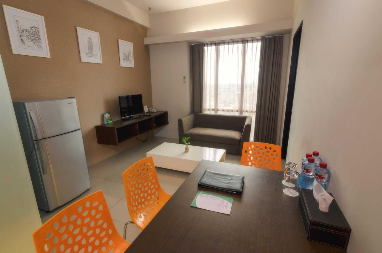 The Square Surabaya Hotel Экстерьер фото