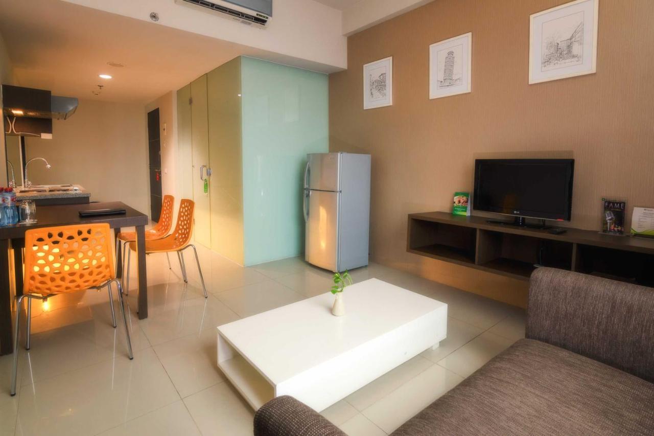 The Square Surabaya Hotel Экстерьер фото