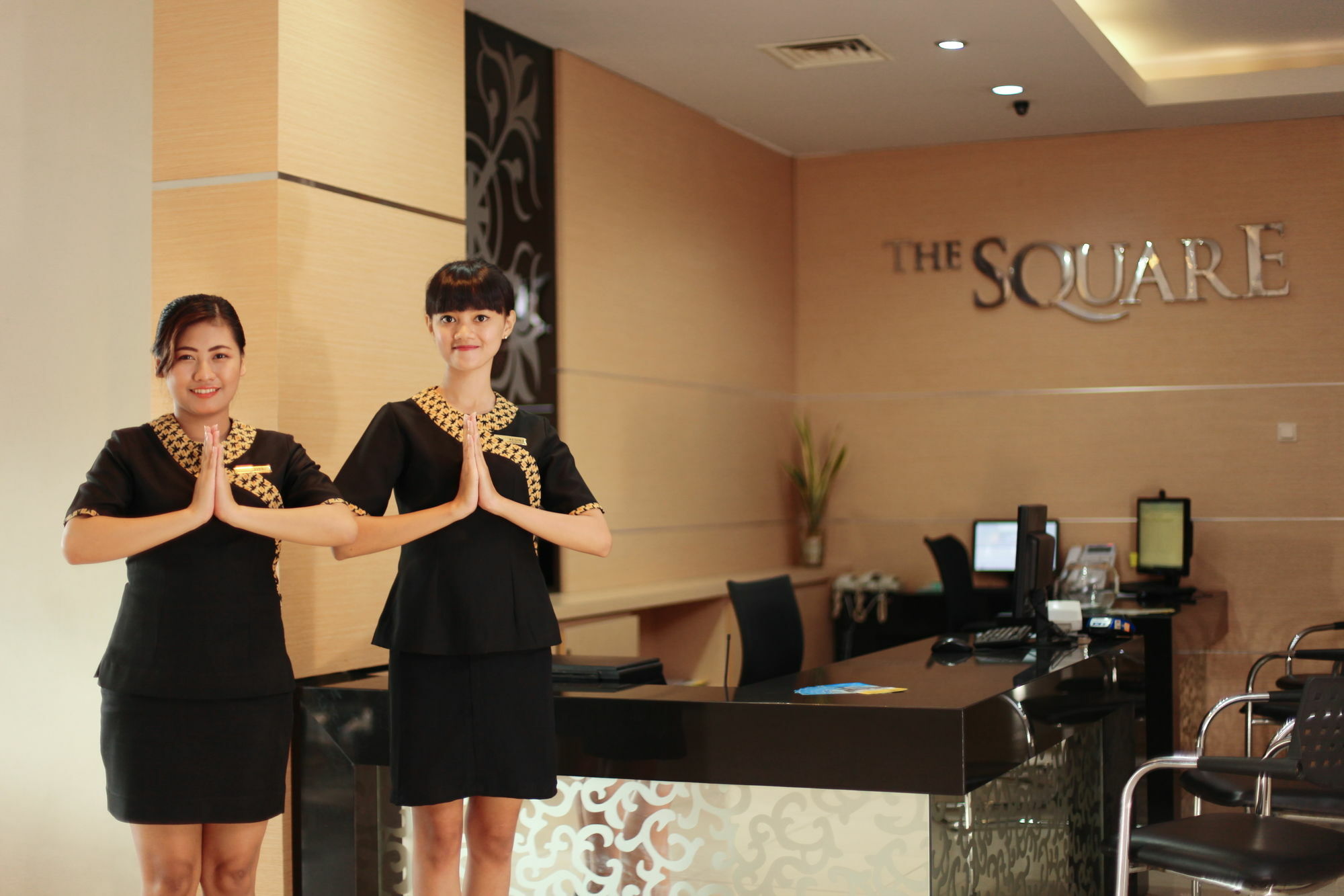 The Square Surabaya Hotel Экстерьер фото
